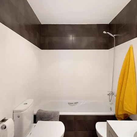 Apartment Modern And Renewed Flori Arenys de Mar